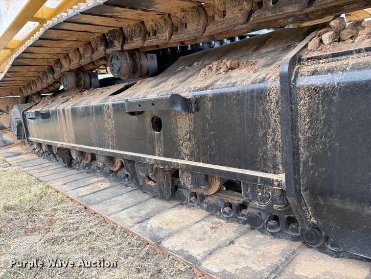 image for item FN3562 2022 Caterpillar 336 TC excavator