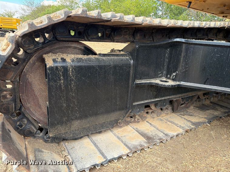 image for item FN3563 2022 Caterpillar 336 TC excavator