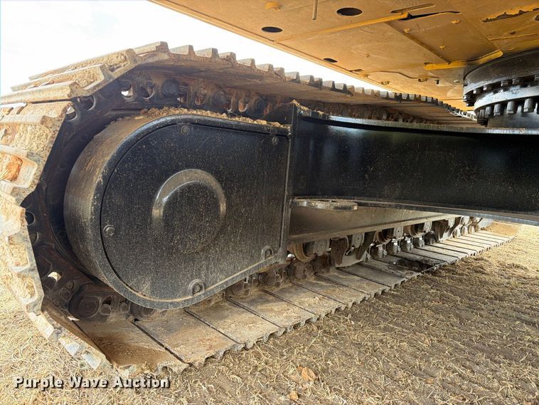 image for item FN3563 2022 Caterpillar 336 TC excavator