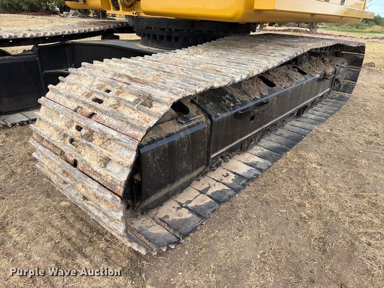 image for item FN3563 2022 Caterpillar 336 TC excavator