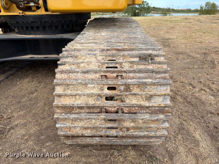 image for item FN3563 2022 Caterpillar 336 TC excavator