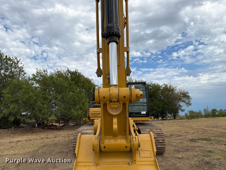 image for item FN3564 2022 Caterpillar 336 TC excavator
