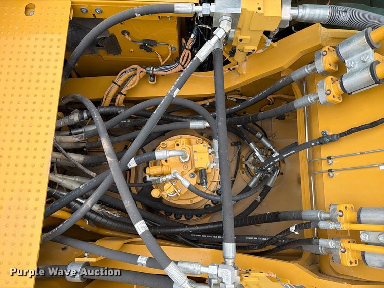 image for item FN3564 2022 Caterpillar 336 TC excavator
