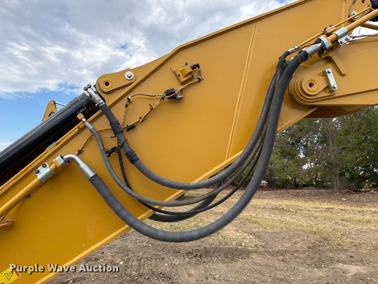 image for item FN3564 2022 Caterpillar 336 TC excavator