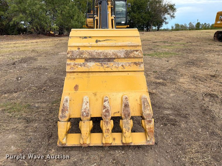 image for item FN3564 2022 Caterpillar 336 TC excavator