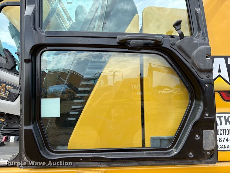image for item FN3564 2022 Caterpillar 336 TC excavator