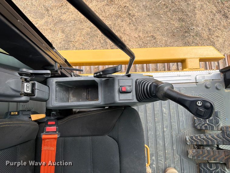 image for item FN3564 2022 Caterpillar 336 TC excavator