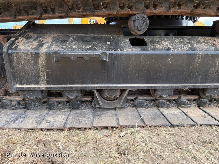 image for item FN3564 2022 Caterpillar 336 TC excavator