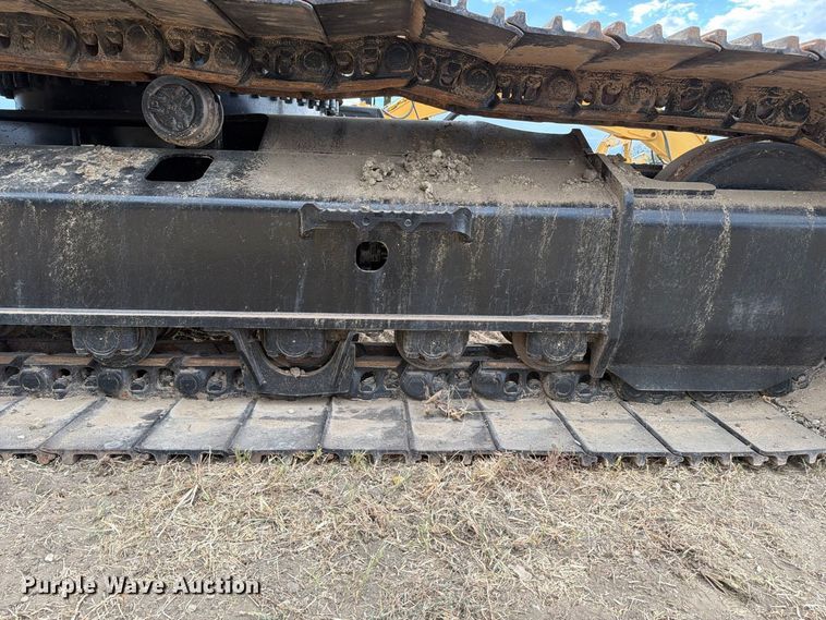 image for item FN3564 2022 Caterpillar 336 TC excavator