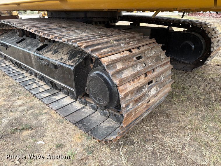 image for item FN3564 2022 Caterpillar 336 TC excavator