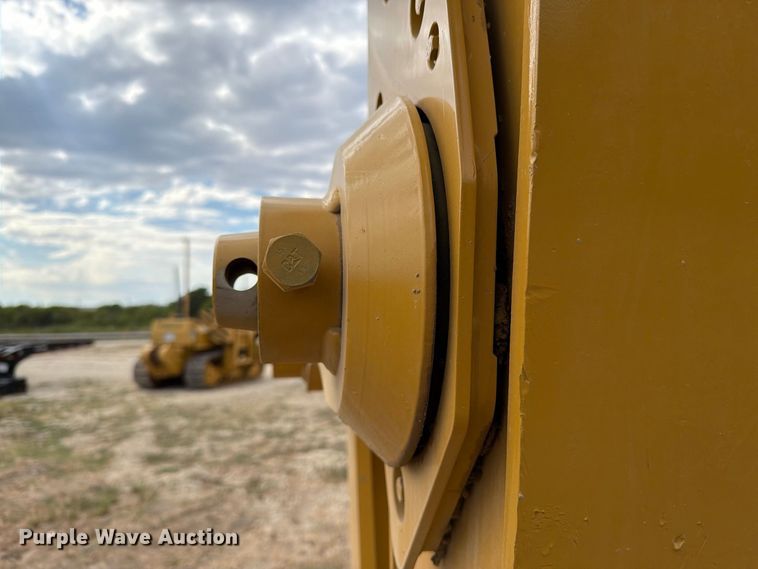 image for item FN3565 2022 Caterpillar 336 TC excavator