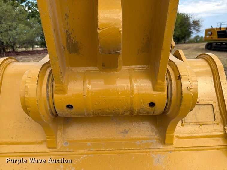 image for item FN3565 2022 Caterpillar 336 TC excavator