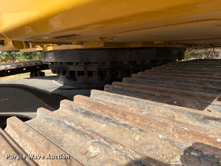 image for item FN3565 2022 Caterpillar 336 TC excavator