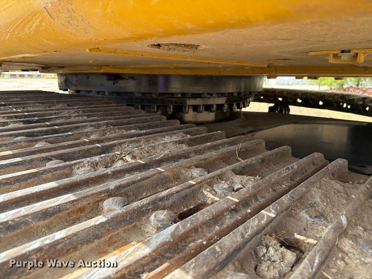 image for item FN3565 2022 Caterpillar 336 TC excavator