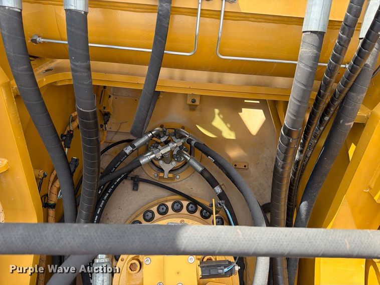 image for item FN3565 2022 Caterpillar 336 TC excavator