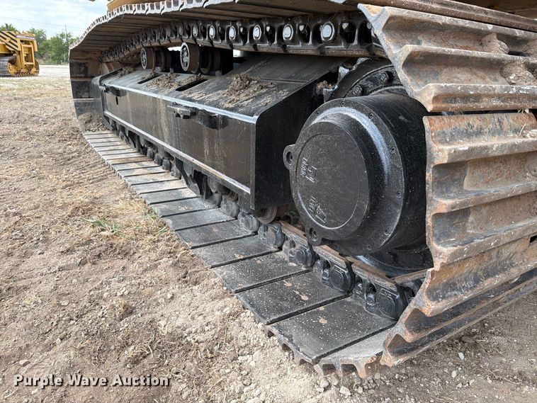 image for item FN3565 2022 Caterpillar 336 TC excavator