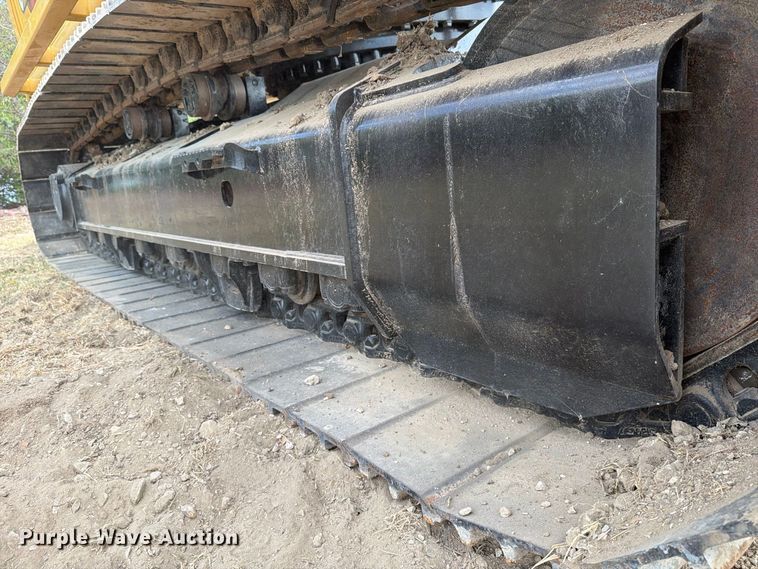 image for item FN3565 2022 Caterpillar 336 TC excavator
