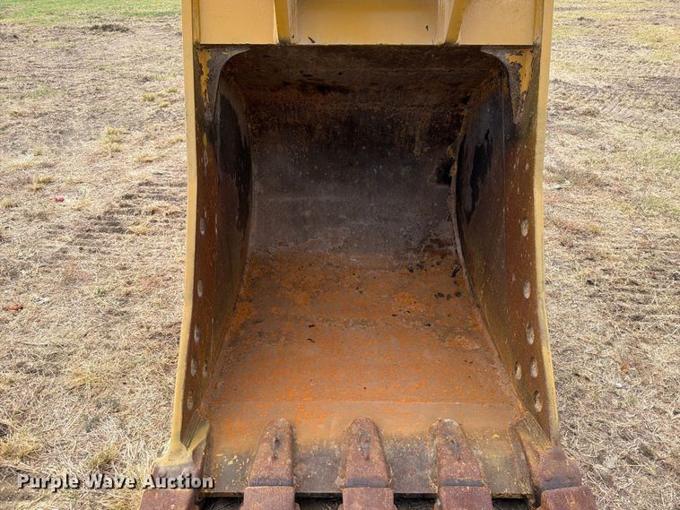 image for item FN3566 2023 Caterpillar 336 TC excavator