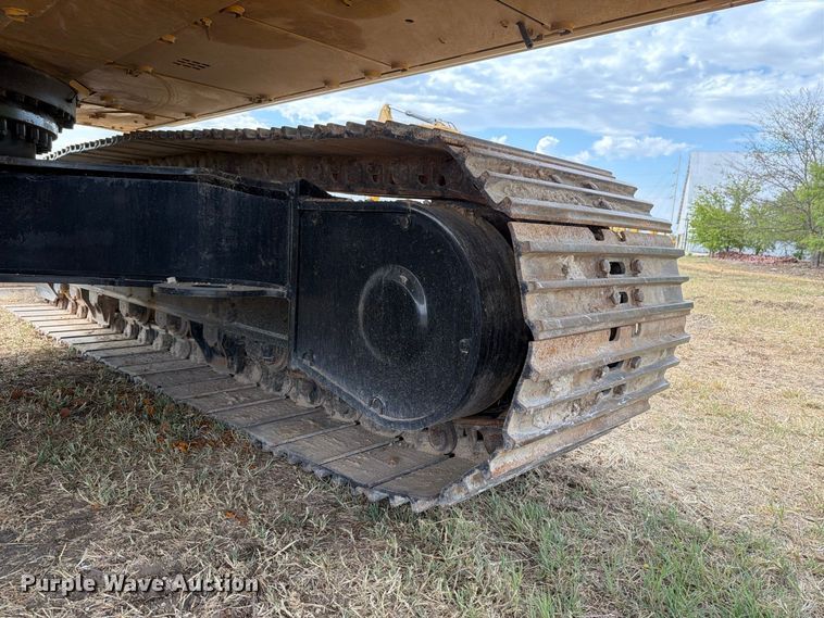 image for item FN3566 2023 Caterpillar 336 TC excavator