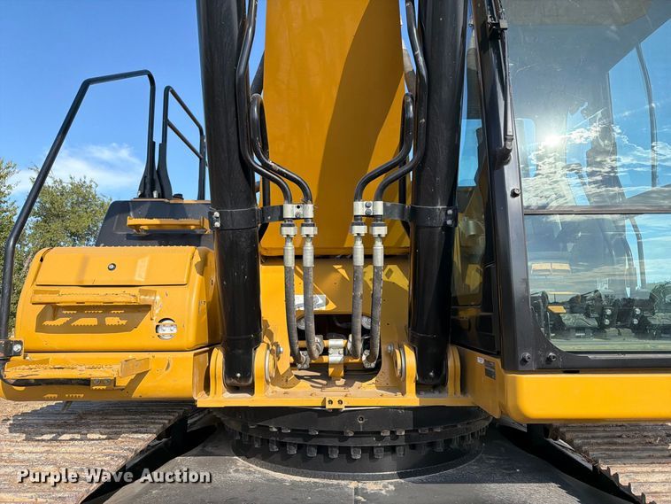image for item FN3567 2023 Caterpillar 336 TC excavator
