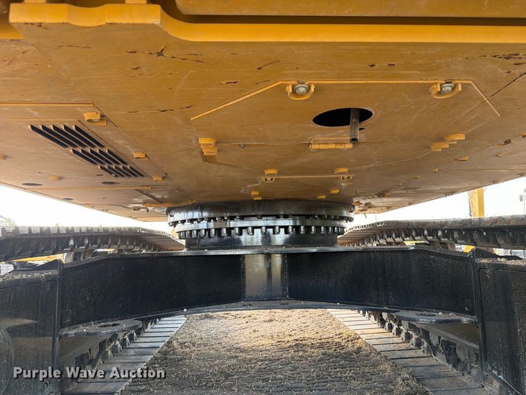 image for item FN3567 2023 Caterpillar 336 TC excavator
