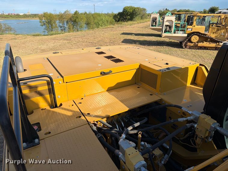 image for item FN3567 2023 Caterpillar 336 TC excavator