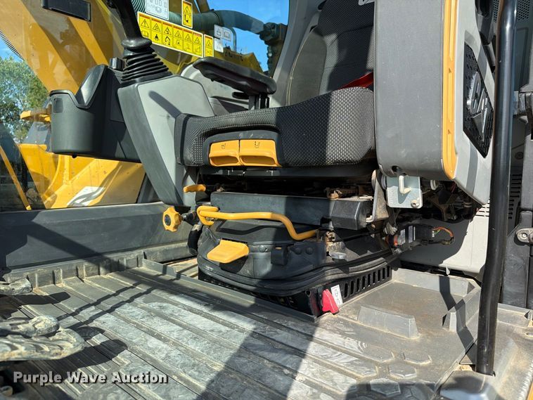 image for item FN3567 2023 Caterpillar 336 TC excavator