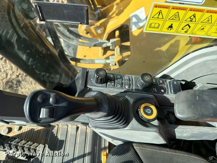 image for item FN3567 2023 Caterpillar 336 TC excavator