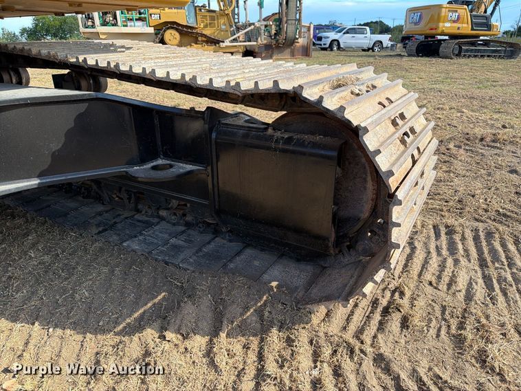 image for item FN3567 2023 Caterpillar 336 TC excavator