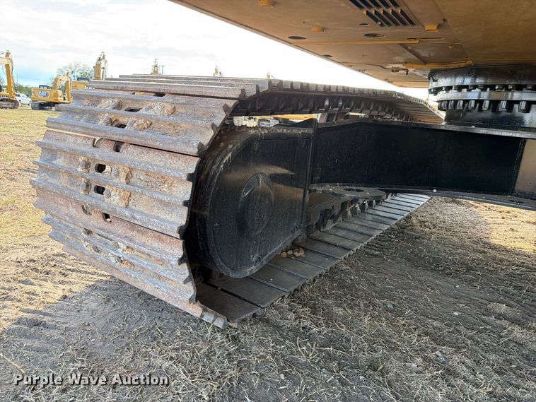image for item FN3567 2023 Caterpillar 336 TC excavator