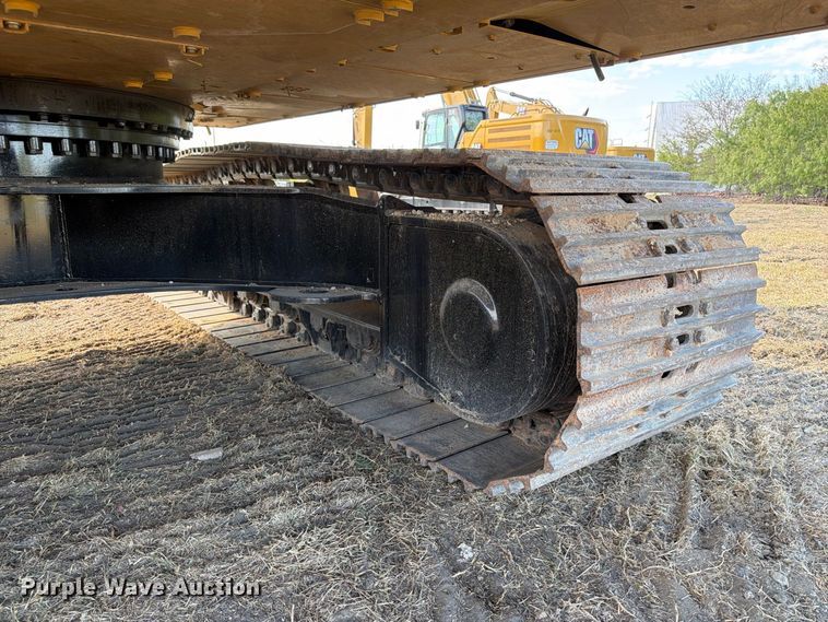 image for item FN3567 2023 Caterpillar 336 TC excavator