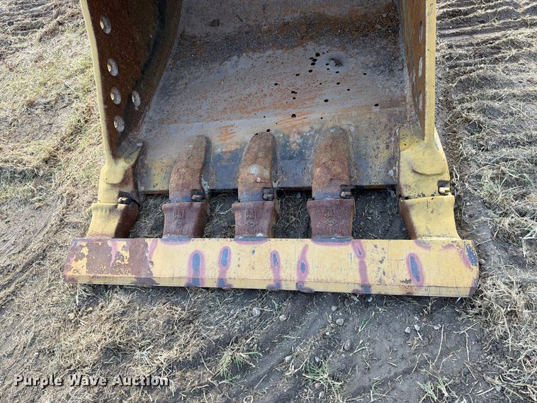 image for item FN3568 2022 Caterpillar 336 TC excavator