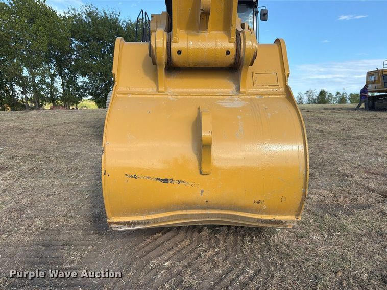 image for item FN3568 2022 Caterpillar 336 TC excavator