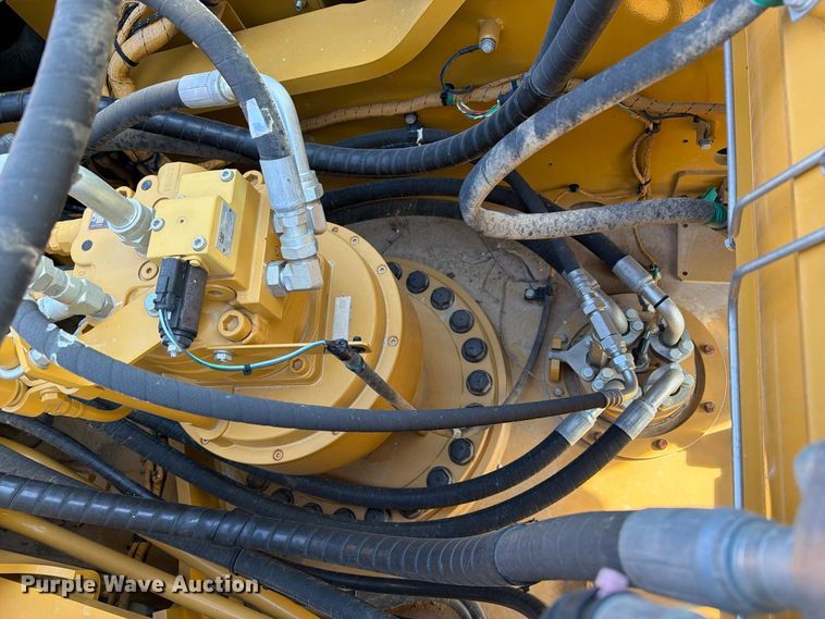 image for item FN3568 2022 Caterpillar 336 TC excavator