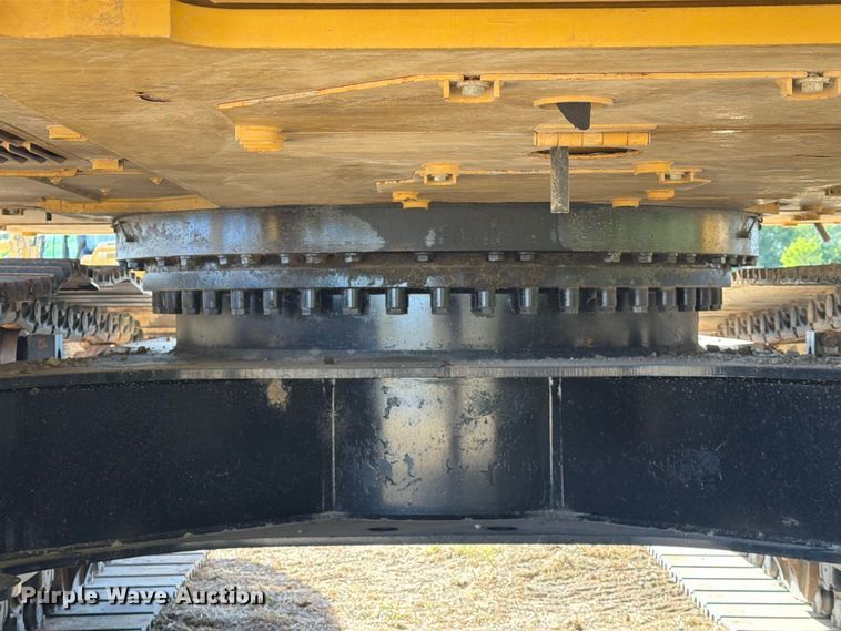 image for item FN3568 2022 Caterpillar 336 TC excavator