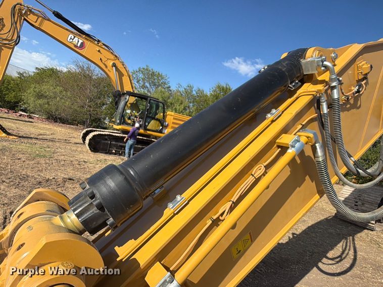 image for item FN3568 2022 Caterpillar 336 TC excavator