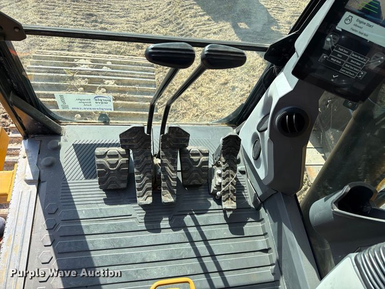 image for item FN3568 2022 Caterpillar 336 TC excavator