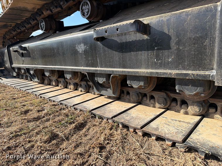 image for item FN3568 2022 Caterpillar 336 TC excavator