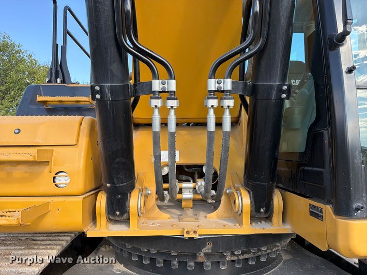 image for item FN3569 2023 Caterpillar 336 TC excavator