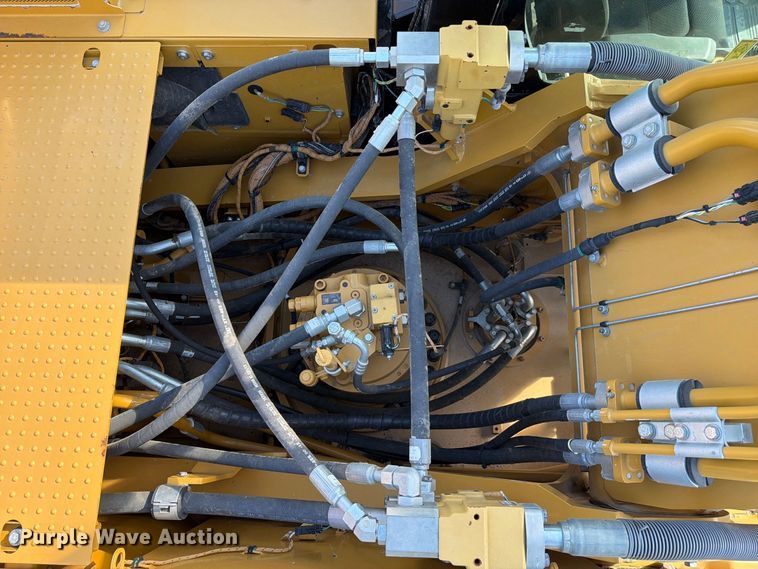image for item FN3569 2023 Caterpillar 336 TC excavator