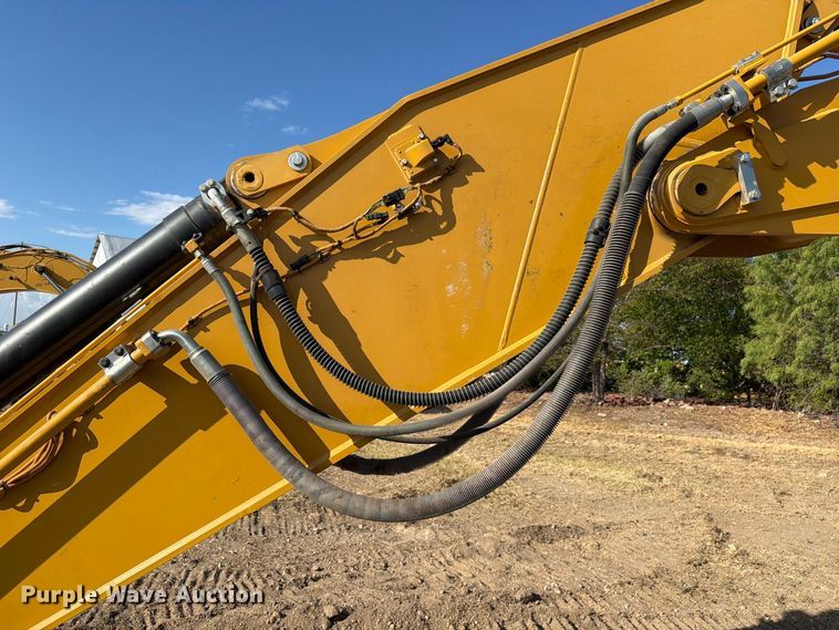 image for item FN3569 2023 Caterpillar 336 TC excavator