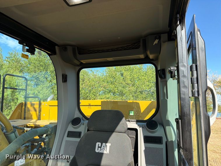 image for item FN3569 2023 Caterpillar 336 TC excavator