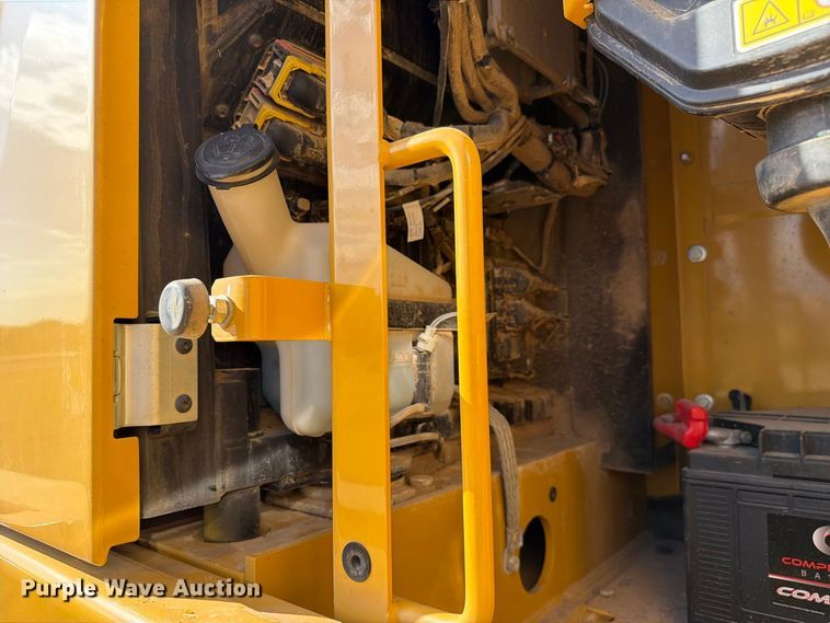 image for item FN3569 2023 Caterpillar 336 TC excavator