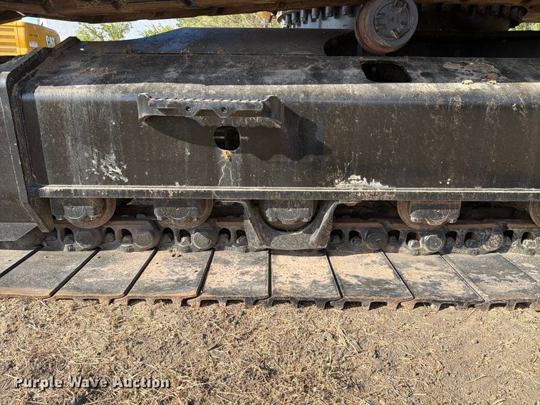 image for item FN3569 2023 Caterpillar 336 TC excavator