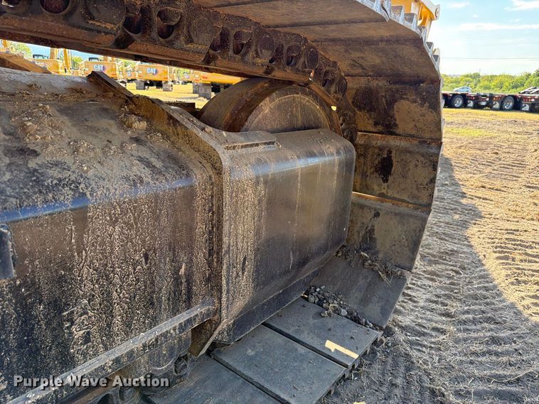 image for item FN3569 2023 Caterpillar 336 TC excavator