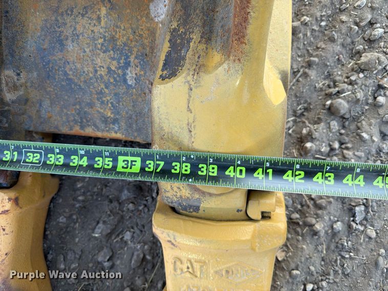 image for item FN3570 2020 Caterpillar 336 TC excavator