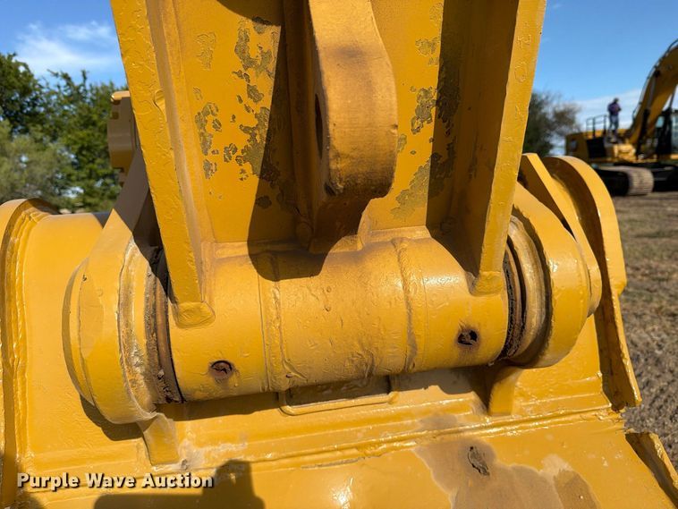 image for item FN3570 2020 Caterpillar 336 TC excavator