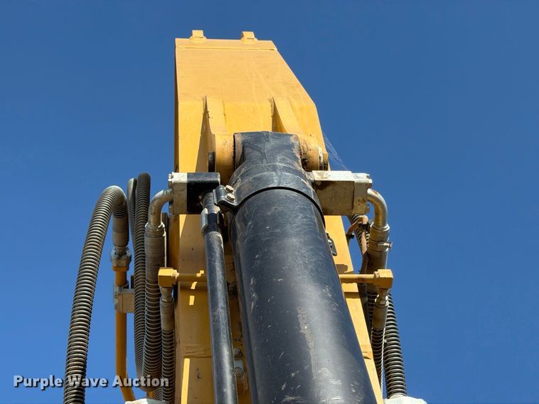 image for item FN3570 2020 Caterpillar 336 TC excavator