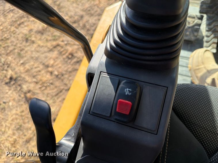 image for item FN3570 2020 Caterpillar 336 TC excavator
