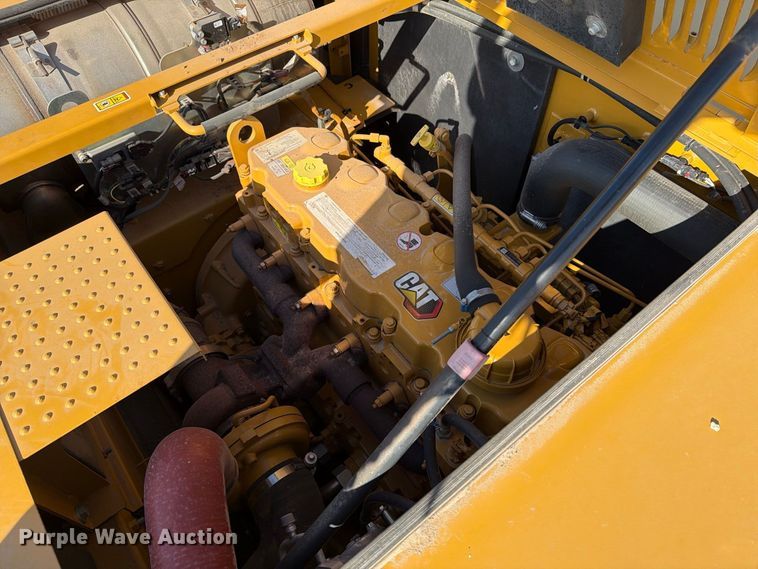 image for item FN3570 2020 Caterpillar 336 TC excavator